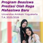 Raih Mimpimu dengan Beasiswa Atlet Olahraga Hingga 100% di Universitas Amikom Yogyakarta! Apakah kamu seorang atlet muda berbakat yang telah mengharumkan nama sekolah, daerah, atau bahkan negara melalui prestasi olahraga? Kini saatnya mewujudkan impian kuliah tanpa beban biaya! Universitas Amikom Yogyakarta membuka Beasiswa Atlet Olahraga Hingga 100% untuk calon mahasiswa baru tahun akademik 2025/2026. Program ini dirancang khusus untuk menghargai dedikasi dan prestasi atlet yang meraih juara 1, 2, atau 3 dalam kompetisi olahraga tingkat sekolah, kecamatan, kabupaten, provinsi, nasional, hingga internasional. Dengan beasiswa ini, kamu bisa mengejar pendidikan tinggi di universitas ternama sambil terus mengasah bakat olahragamu. Yuk, simak informasi lengkap tentang peluang emas ini! Peluang Emas untuk Atlet Berprestasi Beasiswa Atlet Olahraga Hingga 100% adalah inisiatif Universitas Amikom Yogyakarta untuk mendukung lulusan SMA, SMK, atau MA yang memiliki prestasi gemilang di bidang olahraga. Beasiswa ini menawarkan potongan biaya Dana Pengembangan Perguruan Tinggi mulai dari 30% hingga 100%, yang diberikan dalam bentuk voucher per semester. Program ini tidak hanya meringankan beban finansial, tetapi juga memberikan pengakuan atas kerja keras atlet dalam meraih prestasi di kompetisi resmi yang diselenggarakan oleh organisasi pemerintah atau swasta. Mengapa peluang ini begitu spesial? Selain mendapatkan akses ke pendidikan berkualitas, penerima Beasiswa Atlet Olahraga Hingga 100% juga berkesempatan belajar di universitas yang dikenal dengan keunggulan di bidang teknologi, komunikasi, dan kewirausahaan. Dengan fasilitas modern dan kurikulum yang relevan dengan kebutuhan industri, Universitas Amikom Yogyakarta menjadi tempat ideal untuk mengembangkan potensi akademik dan profesionalmu. Manfaat Beasiswa untuk Masa Depanmu Menerima Beasiswa Atlet Olahraga Hingga 100% bukan sekadar keringanan biaya kuliah, tetapi juga investasi untuk masa depan. Berikut adalah beberapa manfaat utama yang akan kamu dapatkan: Keringanan Finansial: Potongan biaya hingga 100% memungkinkan kamu fokus pada studi dan pengembangan bakat olahraga tanpa khawatir tentang biaya pendidikan. Akses ke Program Studi Unggulan: Kamu bisa memilih dari berbagai program studi, mulai dari teknologi informasi hingga ilmu komunikasi, yang sesuai dengan minat dan bakatmu. Pengembangan Karier: Universitas Amikom Yogyakarta menawarkan peluang untuk membangun jaringan profesional melalui kompetisi, seminar, dan proyek kampus. Motivasi untuk Berprestasi: Beasiswa ini mendorongmu untuk terus meraih prestasi, baik di bidang akademik maupun olahraga, selama masa studi. Dengan Beasiswa Atlet Olahraga Hingga 100%, kamu tidak hanya mendapatkan pendidikan, tetapi juga kesempatan untuk menjadi pemimpin di bidang yang kamu tekuni. Ketentuan Penting yang Perlu Diketahui Sebelum mendaftar Beasiswa Atlet Olahraga Hingga 100%, ada beberapa ketentuan umum yang harus kamu pahami: Larangan Pendanaan Ganda: Calon penerima tidak boleh menerima beasiswa lain dari Universitas Amikom Yogyakarta atau beasiswa KIP yang dapat menyebabkan double funding. Hal ini memastikan bahwa bantuan diberikan kepada mereka yang benar-benar membutuhkan. Konsekuensi Pengunduran Diri: Jika kamu mengundurkan diri setelah lolos seleksi, kamu akan masuk ke daftar hitam dan tidak diperbolehkan mendaftar untuk skema beasiswa lain di universitas ini. Oleh karena itu, pastikan kamu berkomitmen penuh sebelum mengajukan beasiswa. Ketentuan ini dirancang untuk menjaga integritas program dan memastikan bahwa Beasiswa Atlet Olahraga Hingga 100% diberikan kepada kandidat yang serius mengejar pendidikan tinggi. Persyaratan untuk Mendaftar Untuk memenuhi syarat mengikuti seleksi Beasiswa Atlet Olahraga Hingga 100%, calon penerima harus memenuhi persyaratan berikut: Lulusan 2025: Kamu harus lulus SMA, SMK, atau MA pada tahun 2025, dibuktikan dengan ijazah dan transkrip nilai atau rapor semester 1 hingga 6. Mahasiswa Baru: Kamu harus sudah diterima sebagai mahasiswa baru tahun akademik 2025/2026 di Universitas Amikom Yogyakarta, dibuktikan dengan surat kelulusan resmi. Prestasi Olahraga: Kamu harus memiliki prestasi juara 1, 2, atau 3 dalam kompetisi olahraga tingkat lokal, nasional, atau internasional antara Juni 2022 hingga Juni 2025, dibuktikan dengan sertifikat atau surat keputusan yang sah. Kemampuan Bahasa Inggris: Meskipun tidak wajib, sertifikat kemampuan bahasa Inggris yang masih berlaku dalam dua tahun terakhir akan menjadi nilai tambah. Motivation Letter: Kamu harus menyusun surat motivasi maksimal satu halaman A4 yang menjelaskan alasan dan tujuan mengikuti seleksi beasiswa. Surat ini harus mencerminkan komitmenmu terhadap pendidikan dan olahraga. Pakta Integritas: Kamu wajib mengisi dan menandatangani Pakta Integritas di atas materai Rp10.000, yang dapat diunduh saat mengisi formulir pengajuan beasiswa. Persyaratan ini memastikan bahwa Beasiswa Atlet Olahraga Hingga 100% diberikan kepada atlet yang tidak hanya berprestasi, tetapi juga memiliki visi pendidikan yang jelas. Langkah-Langkah Pengajuan Beasiswa Proses pengajuan Beasiswa Atlet Olahraga Hingga 100% di Universitas Amikom Yogyakarta terdiri dari beberapa tahapan yang jelas dan transparan. Berikut adalah langkah-langkahnya: Pendaftaran Mahasiswa Baru: Daftar sebagai mahasiswa baru melalui situs pmb.amikom.ac.id dan pastikan kamu dinyatakan lolos untuk salah satu program studi D3 atau S1 reguler. Pengisian Formulir Beasiswa: Isi data diri dan unggah dokumen yang diperlukan melalui tautan ungu.in/daftarbeasiswa. Seleksi Administrasi: Panitia akan menilai dokumen berdasarkan status mahasiswa baru, bukti prestasi olahraga, skala kejuaraan, dan isi motivation letter. Seleksi Wawancara: Pada tahap ini, panitia akan memverifikasi bukti prestasi, mengevaluasi jumlah dan skala kejuaraan, serta menggali motivasi kamu. Kemampuan berbahasa Inggris juga dinilai sebagai nilai tambah. Penetapan Penerima: Kandidat yang lolos akan diumumkan sebagai penerima beasiswa dan dapat melanjutkan proses registrasi. Proses ini dirancang untuk memastikan bahwa Beasiswa Atlet Olahraga Hingga 100% diberikan kepada atlet yang benar-benar layak dan berkomitmen. Besaran Beasiswa dan Cara Pengalokasiannya Beasiswa Atlet Olahraga Hingga 100% menawarkan potongan biaya Dana Pengembangan Perguruan Tinggi sebesar 30% hingga 100%, yang dialokasikan per semester dalam bentuk voucher, bukan uang tunai. Besaran potongan ditentukan berdasarkan hasil seleksi, termasuk skala prestasi olahraga dan motivasi calon. Pengalokasian dalam bentuk voucher memastikan bahwa beasiswa digunakan untuk keperluan pendidikan, sehingga manfaatnya dapat dirasakan secara maksimal. Pilihan Program Studi yang Tersedia Penerima Beasiswa Atlet Olahraga Hingga 100% dapat memilih dari berbagai program studi yang ditawarkan oleh Universitas Amikom Yogyakarta, meliputi: Diploma (D3): Manajemen Informatika, Teknik Informatika. Sarjana (S1): Informatika, Sistem Informasi, Teknologi Informasi, Teknik Komputer, Ilmu Pemerintahan, Ekonomi, Akuntansi, Ilmu Komunikasi, Hubungan Internasional, Kewirausahaan, Arsitektur, Geografi, Perencanaan Wilayah dan Kota. Keberagaman program studi ini memungkinkan atlet berprestasi untuk mengejar bidang yang sesuai dengan minat mereka, mulai dari teknologi hingga ilmu sosial. Kuota Beasiswa Universitas Amikom Yogyakarta menyediakan kuota sebanyak 10 mahasiswa per program studi untuk Beasiswa Atlet Olahraga Hingga 100%, atau sesuai dengan kebijakan universitas. Kuota ini memastikan bahwa beasiswa didistribusikan secara adil di berbagai program studi, memberikan peluang yang merata bagi calon penerima. Evaluasi Penerima Beasiswa Penerima Beasiswa Atlet Olahraga Hingga 100% akan dievaluasi setiap akhir semester untuk memastikan mereka tetap memenuhi standar yang ditetapkan. Evaluasi mencakup: Prestasi Akademik dan Non-Akademik: Dibuktikan dengan sertifikat penghargaan. Keikutsertaan Kompetisi: Dibuktikan dengan sertifikat kepesertaan di kompetisi akademik atau non-akademik. Hasil Studi: Dibuktikan dengan Kartu Hasil Studi per semester. Indeks Prestasi Kumulatif (IPK): Minimal 3,00, dibuktikan dengan transkrip nilai. Evaluasi ini mendorong penerima beasiswa untuk tetap aktif dalam kompetisi olahraga dan menjaga performa akademik mereka. Jadwal Seleksi Beasiswa Proses seleksi Beasiswa Atlet Olahraga Hingga 100% dilaksanakan dalam dua batch untuk tahun akademik 2025/2026. Berikut adalah rencana kegiatannya: No Kegiatan Batch 1 Batch 2 1 Pendaftaran Peserta 12 April – 22 Mei 2025 16 Juni – 24 Juli 2025 2 Seleksi Administrasi 23 – 26 Mei 2025 25 – 28 Juli 2025 3 Pengumuman Lolos Seleksi Administrasi 27 Mei 2025 29 Juli 2025 4 Seleksi Wawancara 28 Mei 2025 30 Juli 2025 5 Pengumuman Lolos Seleksi Beasiswa 13 Juni 2025 15 Agustus 2025 6 Her-Registrasi 14 – 26 Juni 2025 16 Agustus – 4 September 2025 Jadwal ini memberikan fleksibilitas bagi calon penerima untuk memilih waktu yang sesuai dengan kesiapan mereka. Mengapa Universitas Amikom Yogyakarta? Universitas Amikom Yogyakarta adalah pilihan ideal untuk atlet berprestasi yang ingin menggabungkan pendidikan tinggi dengan pengembangan bakat olahraga. Universitas ini dikenal dengan keunggulan di bidang teknologi informasi, komunikasi, dan kewirausahaan. Dengan fasilitas seperti laboratorium teknologi, studio multimedia, dan pusat kewirausahaan, Amikom menyediakan lingkungan belajar yang mendukung inovasi dan kreativitas. Beasiswa Atlet Olahraga Hingga 100% adalah bukti komitmen Amikom untuk menarik talenta terbaik dari seluruh Indonesia. Dengan bergabung dalam program ini, kamu akan mendapatkan pendidikan berkualitas dan kesempatan untuk berkontribusi dalam komunitas olahraga dan akademik. Tips Jitu untuk Lolos Seleksi Beasiswa Untuk meningkatkan peluang lolos seleksi Beasiswa Atlet Olahraga Hingga 100%, ikuti tips berikut: Persiapkan Dokumen dengan Cermat: Pastikan semua dokumen, seperti ijazah, sertifikat prestasi, dan motivation letter, lengkap dan sah. Periksa kembali sebelum mengunggah. Buat Motivation Letter yang Menonjol: Tulis surat motivasi yang mencerminkan dedikasi kamu pada olahraga dan pendidikan. Ceritakan pengalaman pribadi yang relevan untuk menunjukkan komitmenmu. Latihan Wawancara: Persiapkan diri untuk menjelaskan prestasi olahragamu dengan percaya diri. Jika memungkinkan, latih kemampuan berbahasa Inggris untuk menambah nilai. Pilih Program Studi yang Tepat: Pilih program studi yang sesuai dengan minat dan bakatmu untuk menunjukkan komitmen jangka panjang. Patuhi Jadwal: Perhatikan tenggat waktu pendaftaran dan tahapan seleksi untuk menghindari keterlambatan. Dengan persiapan yang matang, kamu bisa meraih Beasiswa Atlet Olahraga Hingga 100% dan memulai perjalanan akademikmu dengan percaya diri. Tantangan dan Solusi dalam Proses Seleksi Meskipun Beasiswa Atlet Olahraga Hingga 100% menawarkan peluang besar, kamu mungkin menghadapi beberapa tantangan. Salah satunya adalah persaingan yang ketat, mengingat kuota terbatas. Untuk mengatasinya, pastikan dokumenmu menonjol, terutama melalui motivation letter yang unik dan bukti prestasi yang terverifikasi. Tantangan lain adalah menjaga keseimbangan antara olahraga dan akademik setelah menerima beasiswa. Dengan persyaratan IPK minimal 3,00 dan kewajiban mengikuti kompetisi, kamu perlu mengelola waktu dengan baik. Membuat jadwal yang terorganisir, bergabung dengan komunitas olahraga kampus, dan mencari dukungan dari dosen atau mentor dapat membantu kamu tetap konsisten. Dampak Beasiswa bagi Karier Masa Depan Beasiswa Atlet Olahraga Hingga 100% tidak hanya memberikan manfaat finansial, tetapi juga membuka pintu menuju karier yang sukses. Penerima beasiswa dapat belajar di program studi yang relevan dengan kebutuhan industri, seperti informatika, ilmu komunikasi, atau kewirausahaan. Pengalaman mengikuti kompetisi dan menjaga performa akademik juga melatih kedisiplinan, kerja tim, dan kepemimpinan—keterampilan yang sangat dicari oleh pemberi kerja. Di Universitas Amikom Yogyakarta, mahasiswa didorong untuk mengembangkan jiwa kewirausahaan. Banyak lulusan Amikom yang sukses mendirikan startup atau bekerja di perusahaan ternama. Dengan dukungan Beasiswa Atlet Olahraga Hingga 100%, kamu bisa membangun fondasi yang kuat untuk meraih impianmu, baik di dunia olahraga maupun profesional. Kesimpulan Beasiswa Atlet Olahraga Hingga 100% dari Universitas Amikom Yogyakarta adalah peluang luar biasa bagi atlet berprestasi untuk melanjutkan pendidikan tinggi tanpa beban finansial. Dengan potongan biaya hingga 100%, akses ke program studi unggulan, dan lingkungan belajar yang mendukung, beasiswa ini menjadi jembatan menuju masa depan yang gemilang. Proses seleksi yang transparan, persyaratan yang jelas, dan evaluasi berkala memastikan bahwa hanya kandidat terbaik yang menerima manfaatnya. Jika kamu adalah lulusan SMA 2025 yang telah meraih juara 1, 2, atau 3 dalam kompetisi olahraga, jangan lewatkan kesempatan ini! Persiapkan dokumenmu, tunjukkan dedikasimu, dan raih Beasiswa Atlet Olahraga Hingga 100% untuk memulai perjalanan akademik dan olahraga yang penuh prestasi di Universitas Amikom Yogyakarta. Wujudkan mimpimu sekarang juga!