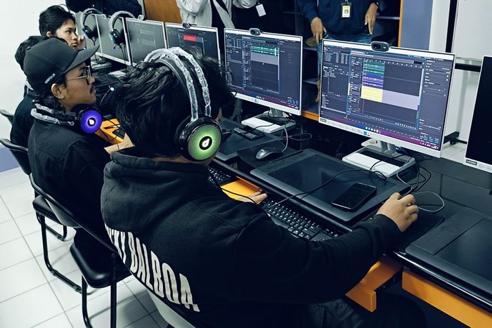 AMD Ryzen 7000 Series Hadir di Universitas Amikom Yogyakarta