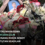 1000 Lilin Amikom untuk Mengenang Rheza Sendy dalam Aksi Solidaritas Mahasiswa
