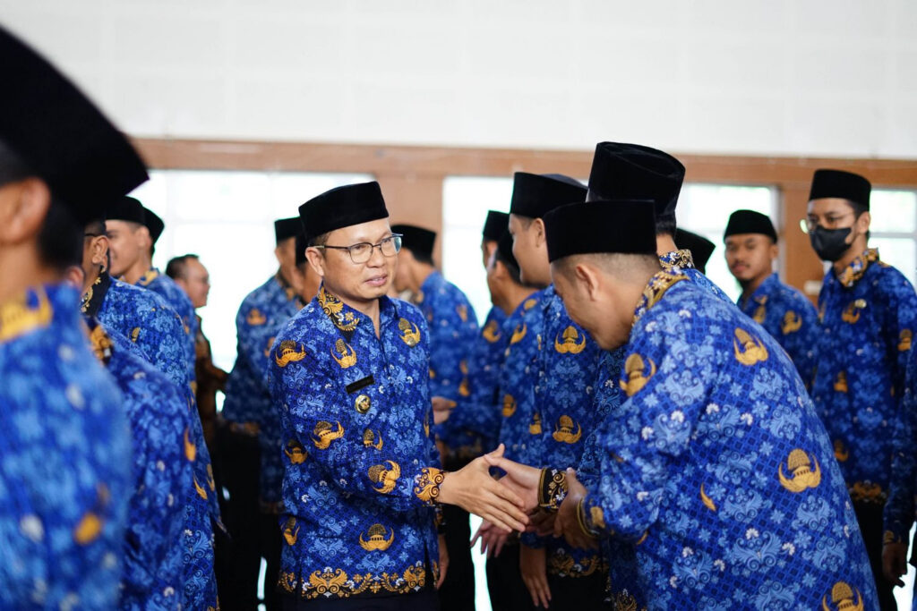 Persentase Kenaikan Gaji PNS 2025 Rincian Lengkap per Golongan dan Tabel Terbaru