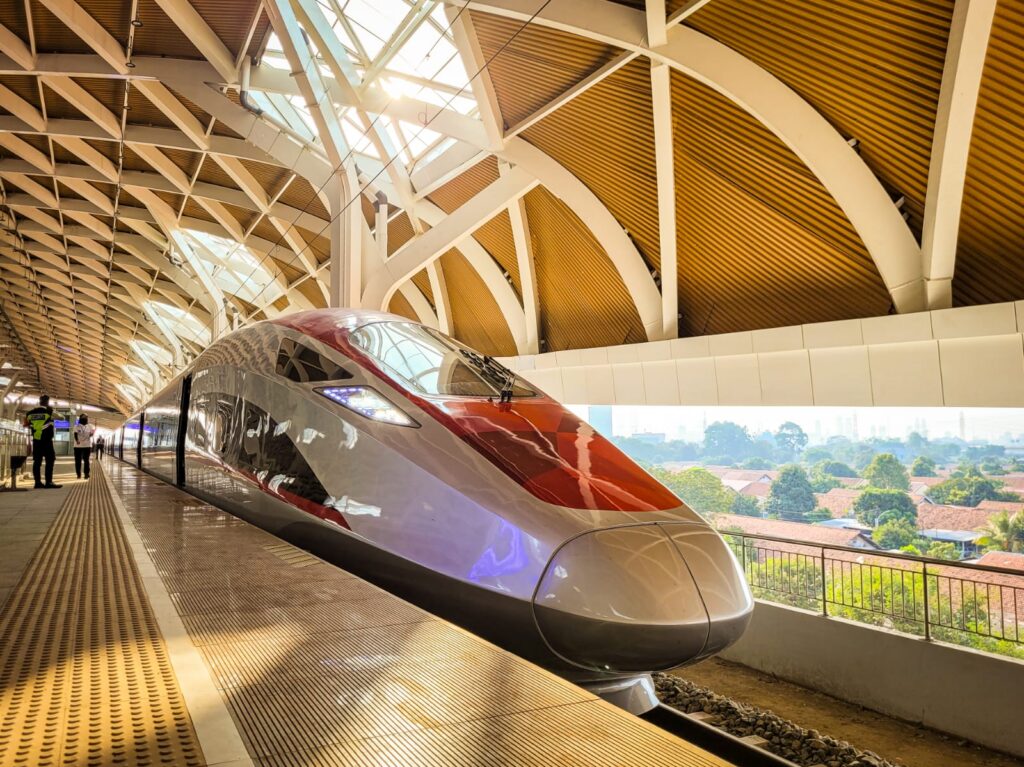 Purbaya Tolak Bayar Utang Kereta Cepat Pakai APBN, Begini Penjelasan Lengkapnya