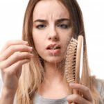 9 Cara Mengatasi Rambut Rontok Paling Ampuh & Anti Galau