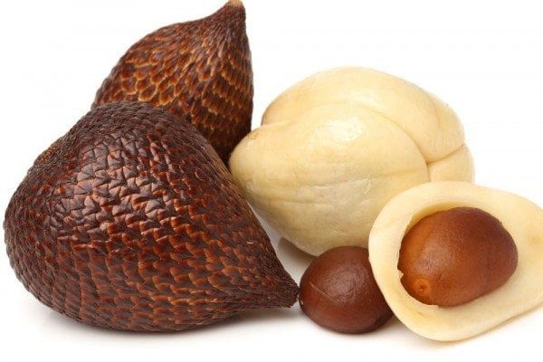 Manfaat Buah Salak untuk Tubuh & Kesehatan