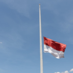 Bendera Setengah Tiang Dikibarkan, Pemerintah Tetapkan Masa Berkabung atas Wafatnya Try Sutrisno