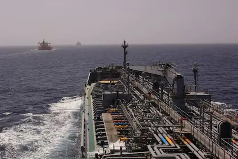 Dampak Selat Hormuz terhadap Harga BBM dan Ekonomi Nasional di Tengah Konflik Timur Tengah