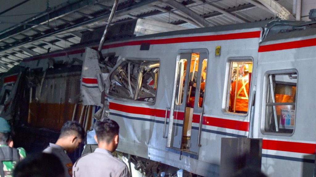 Kronologi Kecelakaan Kereta Bekasi Usai Insiden Taksi Sebabkan Korban Jiwa dan Puluhan Luka