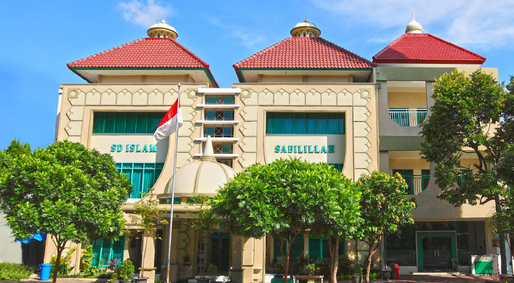 10 SD Terbaik di Indonesia 2026, Nomor 1 Penuh Sampai 2033!