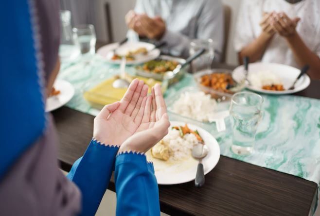 Niat Puasa 1 Muharram Lengkap Arab, Latin, dan Artinya