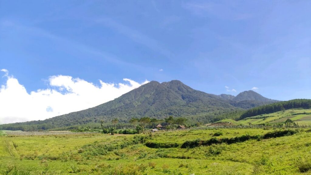 Fakta Gunung Kawi yang Viral, Bukan Sekadar Tempat Pesugihan