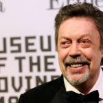 Tim Curry Meninggal Dunia di Usia 80 Tahun, Sosok di Balik Pennywise dan Frank-N-Furter